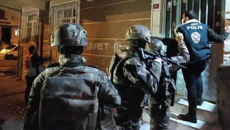 8 İlde Büyük Bahis ve Kara Para Operasyonu: 500 Milyon Liralık Varlık Yüzde Yüz Elden Gitti!
