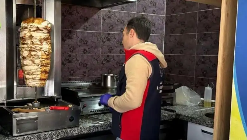 Tavuk Döner Krizi: İşletmelere Yönelik Baskınların Ardındaki Sebepler
