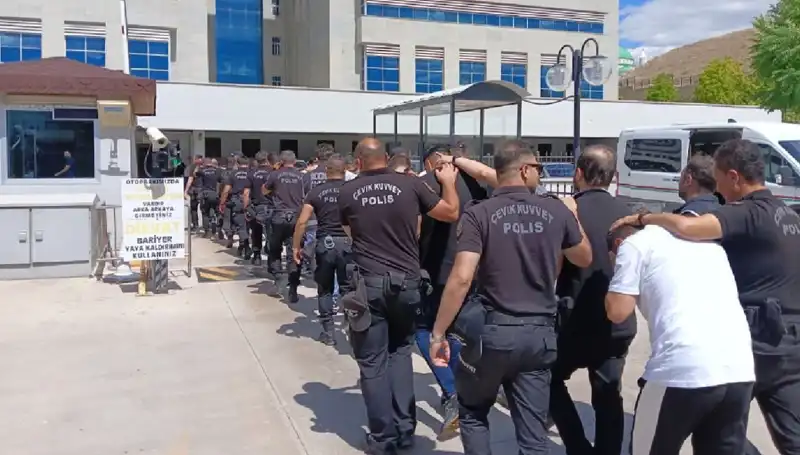 Ankara'da Tehditkar Çeteye Operasyon: Avukatların Rolü Ne?