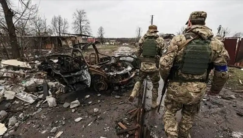 Rusya, Luhansk'ta Askeri Gücünü Pekiştirerek Tam Kontrol Sağladı