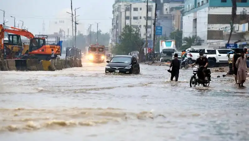 Pakistan'da Muson Yağmurlarının Yol Açtığı Felaket: Ölü Sayısı 785'e Ulaştı