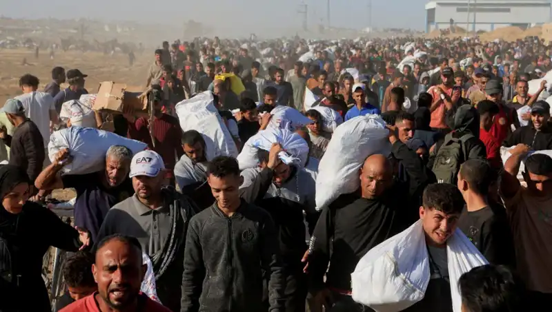 İsrail Ordusu, Han Yunus'a Kuşatma Başlattı: Yeni Bir Stratejik Koridor Açıldı