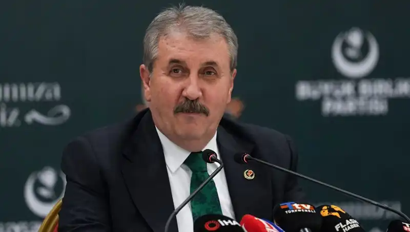 Destici'den Cesur Açıklama: "Karşımızdakilere Güvenmiyoruz, Terörsüz Türkiye İçin Mücadele Etmeliyiz"