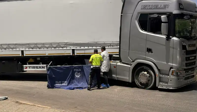 Gaziantep'te Feci TIR Kazası: İki Hayat Kayıp, Adeta Yürekler Dağıldı
