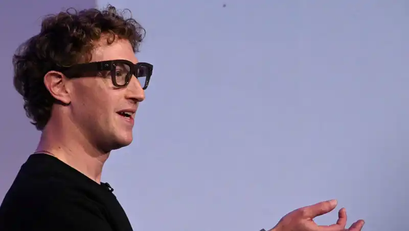 Meta'nın Yeni Gözlüğü: Zuckerberg'in Yapay Zeka Destekli Vizyonu