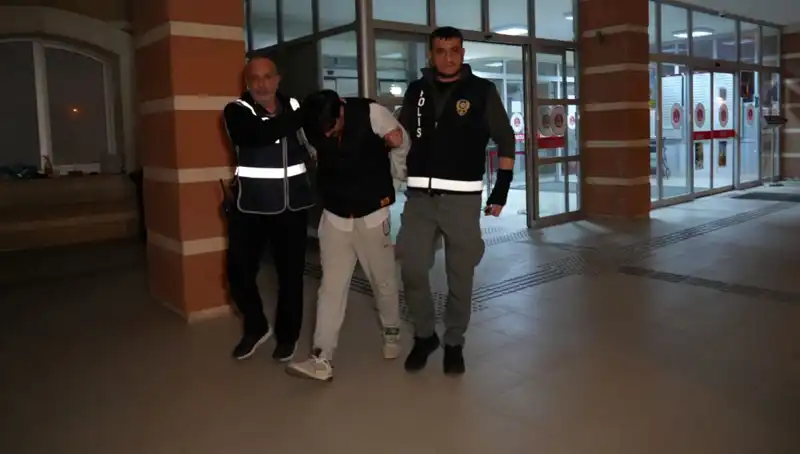 Hamile Eşini Katleden Koca, 10 Gün Cesetle Yaşadı!