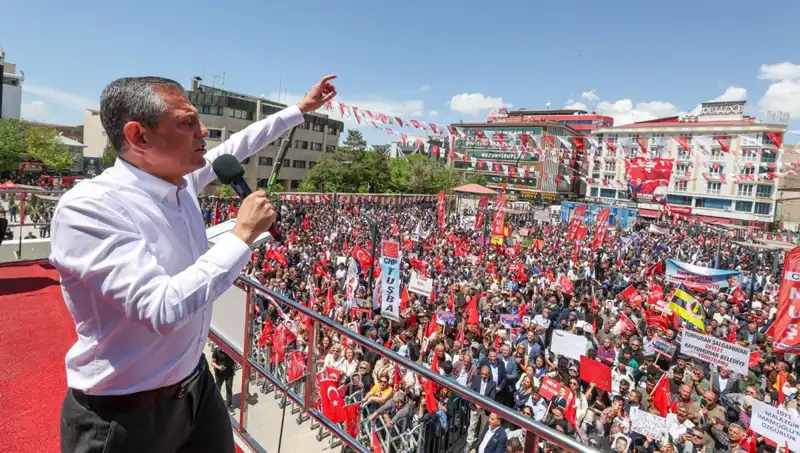 Özgür Özel’den Tarihi Açıklama: “Silah Bırakmayı Sonuna Kadar Destekliyoruz”