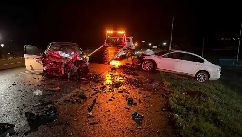 Çanakkale’de Korkunç Kaza: 3 Kişi Hayatını Kaybetti, 1 Yaralı