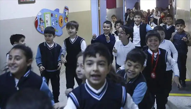 2025'te Okullar Ne Zaman Açılacak? İşte Tatil Takvimi!