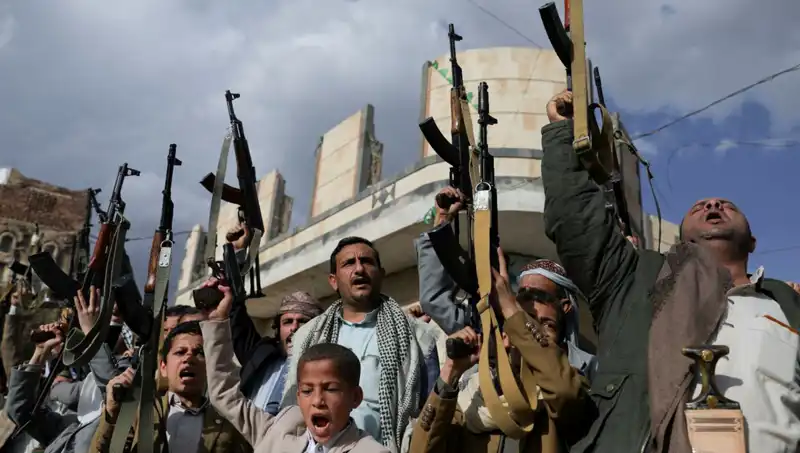 Yemen'de Husilerden Şaşırtan Hamle: ABD Karşıtı Kara Harekatı mı Geliyor?