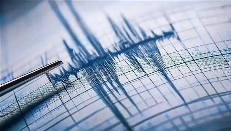 Ege Denizi'nde Beklenmeyen 3.0 Büyüklüğünde Deprem Gerçekleşti