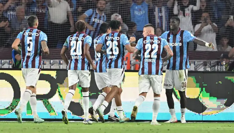 Trabzonspor - Kocaelispor Maçında Şaşırtıcı Gelişmeler ve Canlı Anlatım