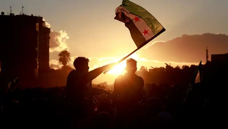 Suriye'nin Geçiş Süreci Anayasası için Tarihi Komisyon Kuruldu