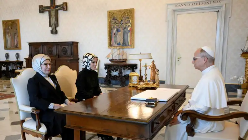 Emine Erdoğan ve Papa Leo’dan Gazze İçin Tarihi Buluşma: Barış Mesajları