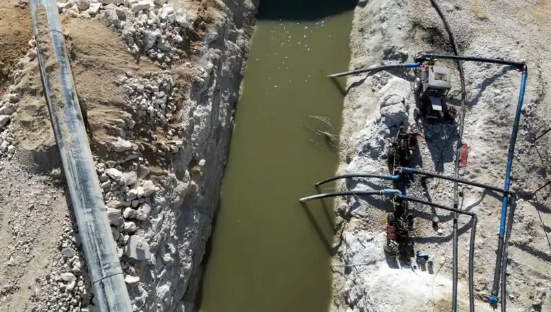 Karaman'da Musluk Suyuna Petrol Karışması: Şüpheli Sulama Pompaları Alev Alıyor