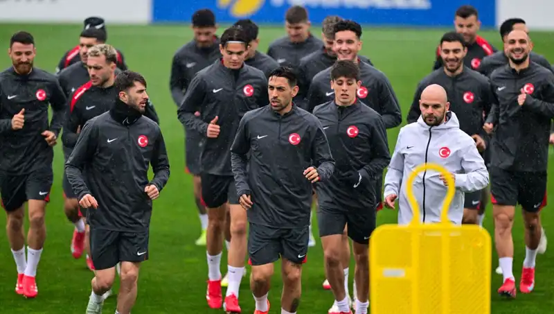 Milli Takımda Sakatlık Krizi: İki Star Oyuncu Oynayamıyor!